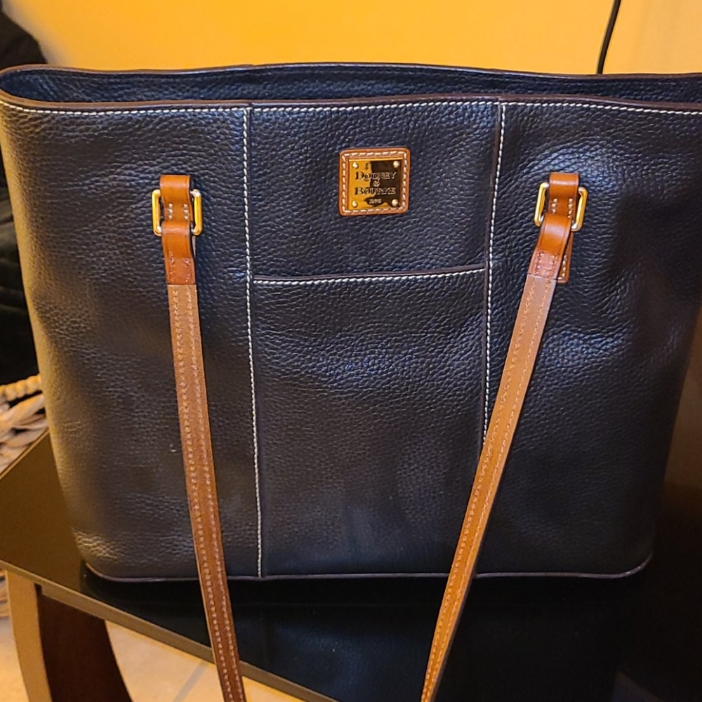 Dooney & Bourke Tote Bag